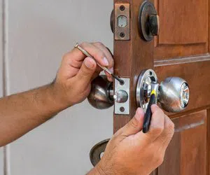 West Palm Beach Affordable Locksmith West Palm Beach, FL 561-692-4198 - 15a-Change-Locks-Service